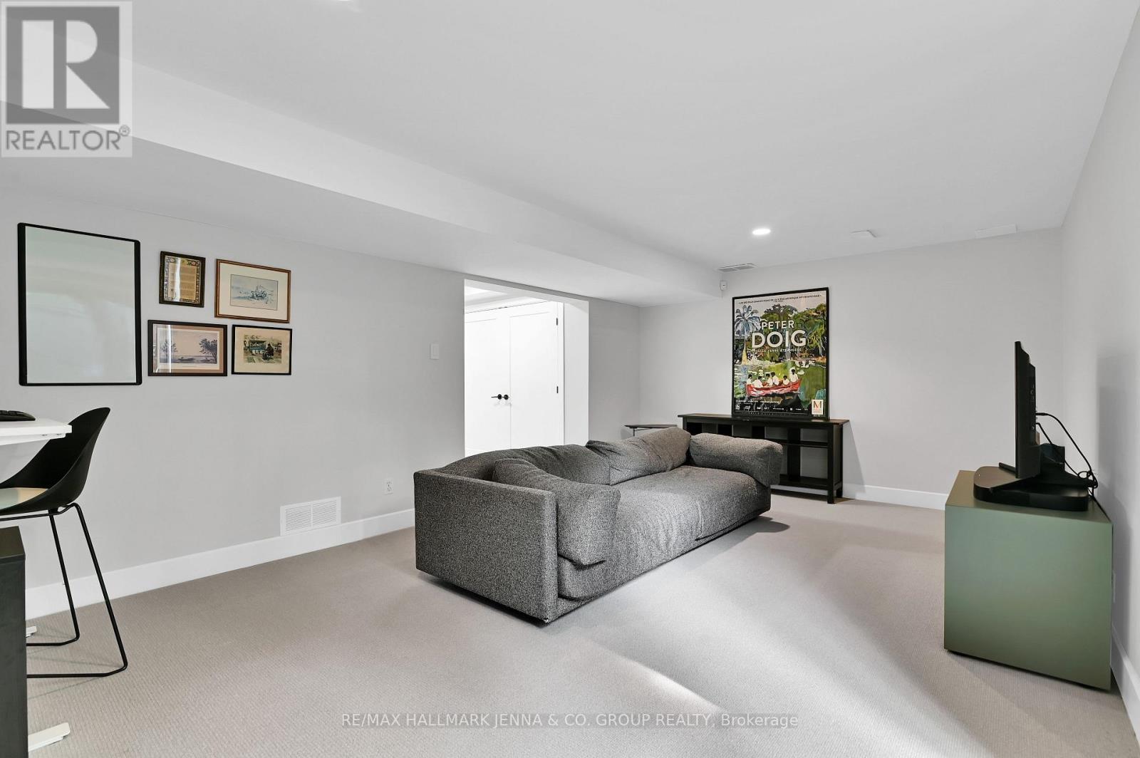 146 Percy Street, Ottawa, ON - Indoor Photo Showing Other Room