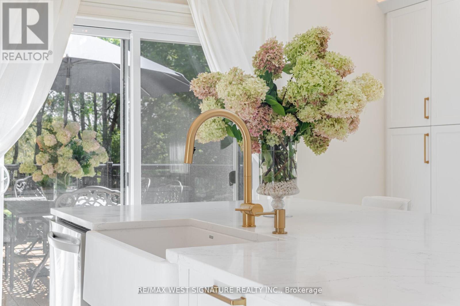 368 Main Street, King, ON -