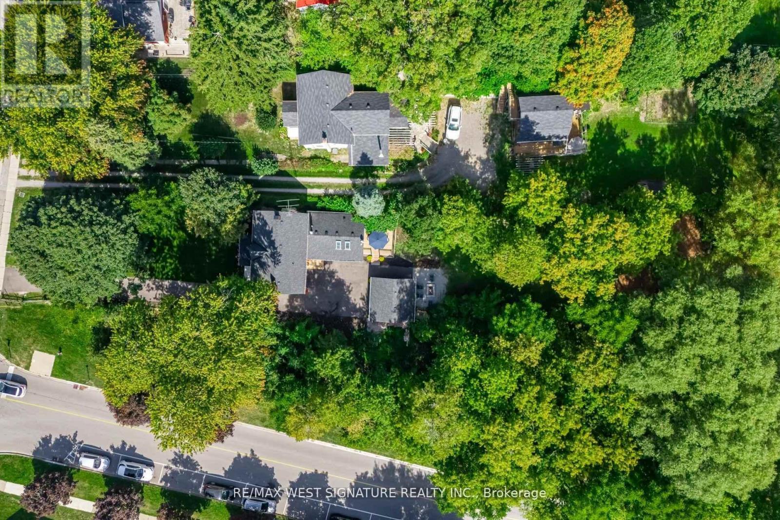 368 Main Street, King, ON - Outdoor