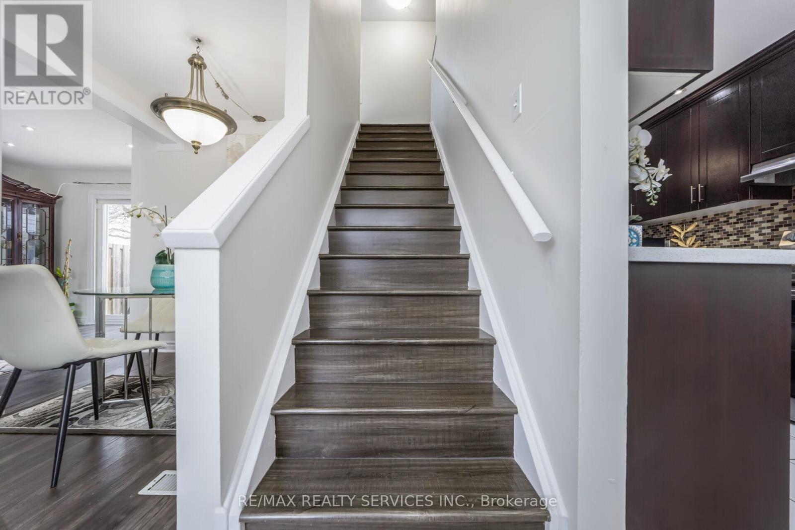 11 Juliette Square, Brampton, ON - Indoor Photo Showing Other Room