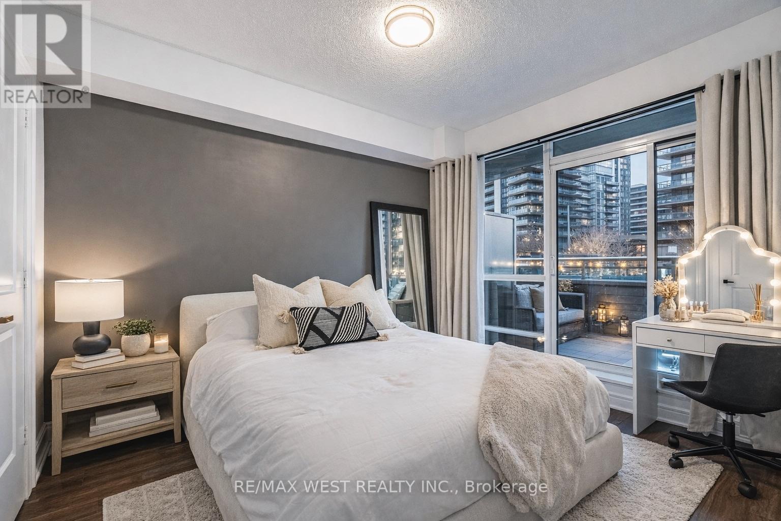 217 - 16 Brookers Lane, Toronto, ON - Indoor Photo Showing Bedroom