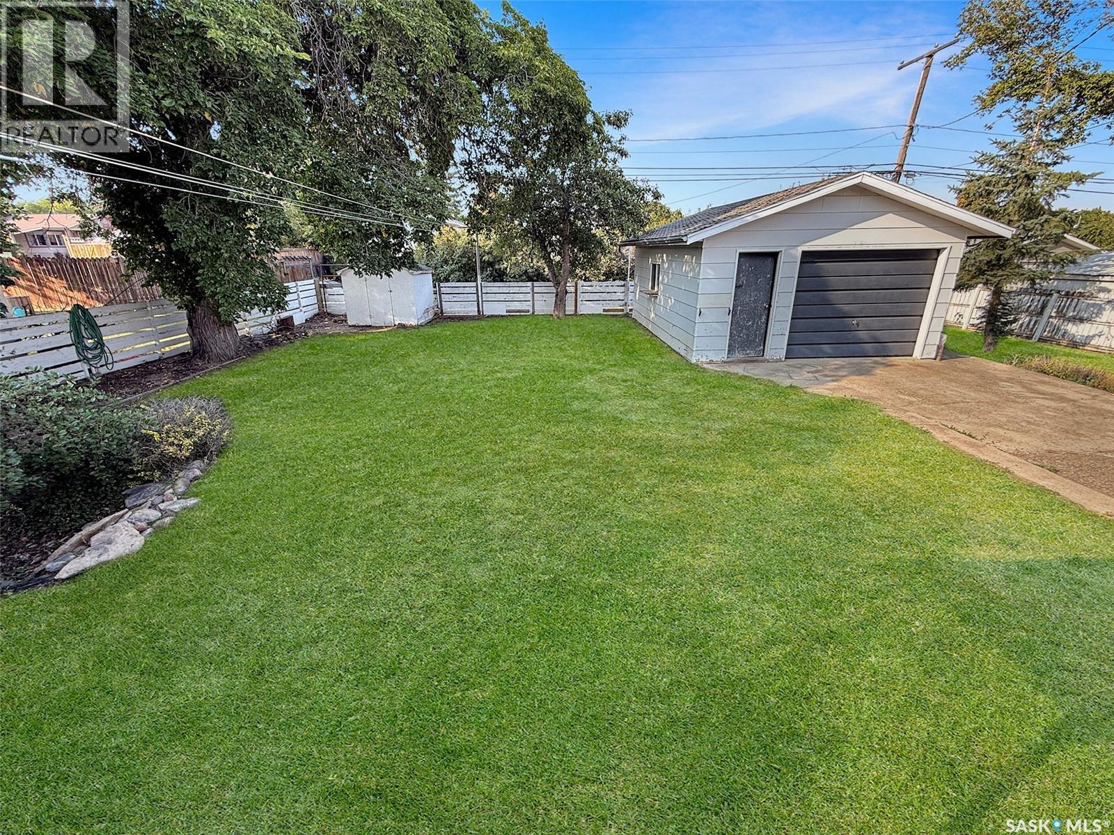 611 North Hill Drive, Swift Current, SK - Outdoor