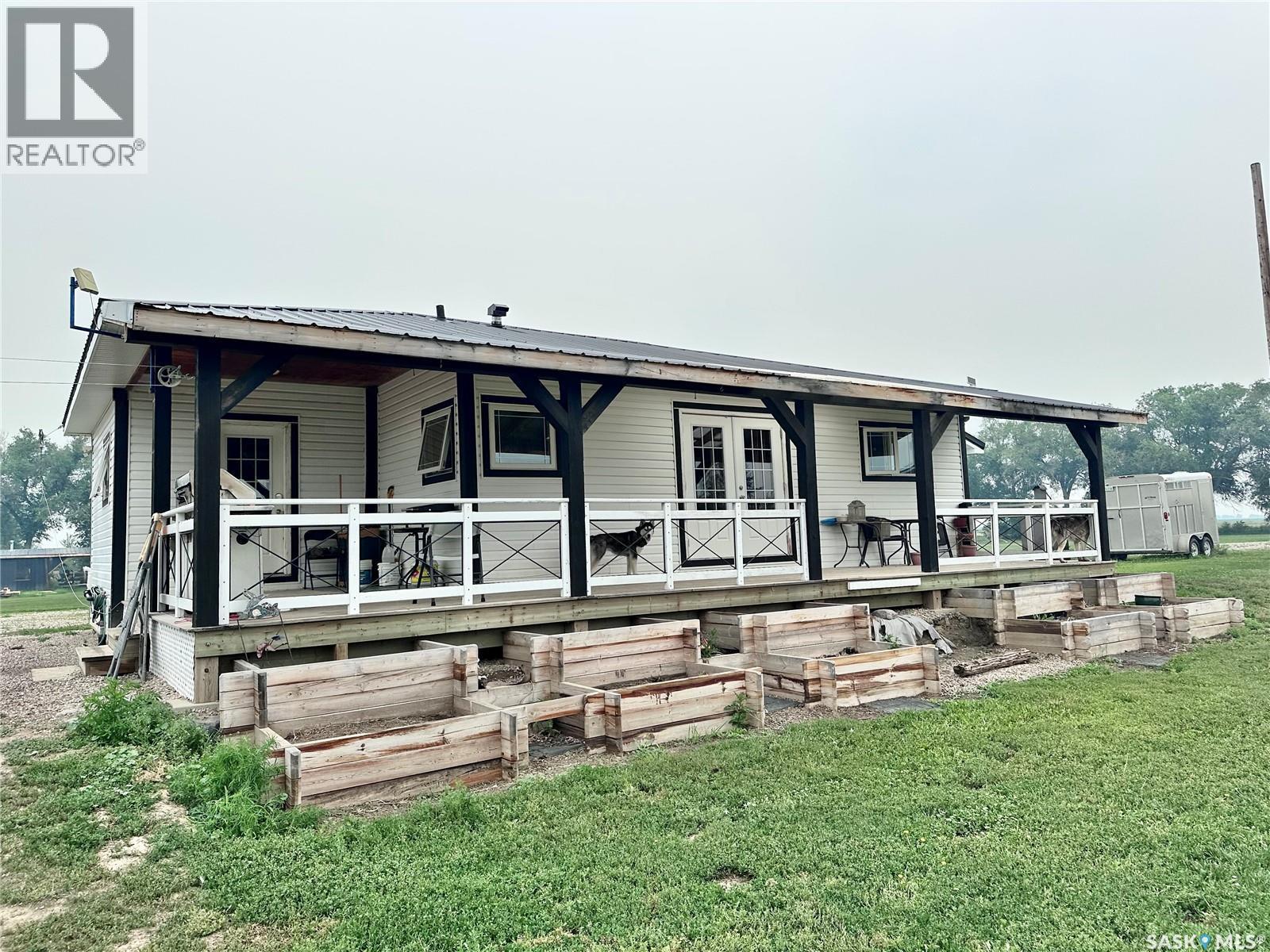Hussey Acreage, Marriott Rm No. 317, SK - Outdoor With Deck Patio Veranda
