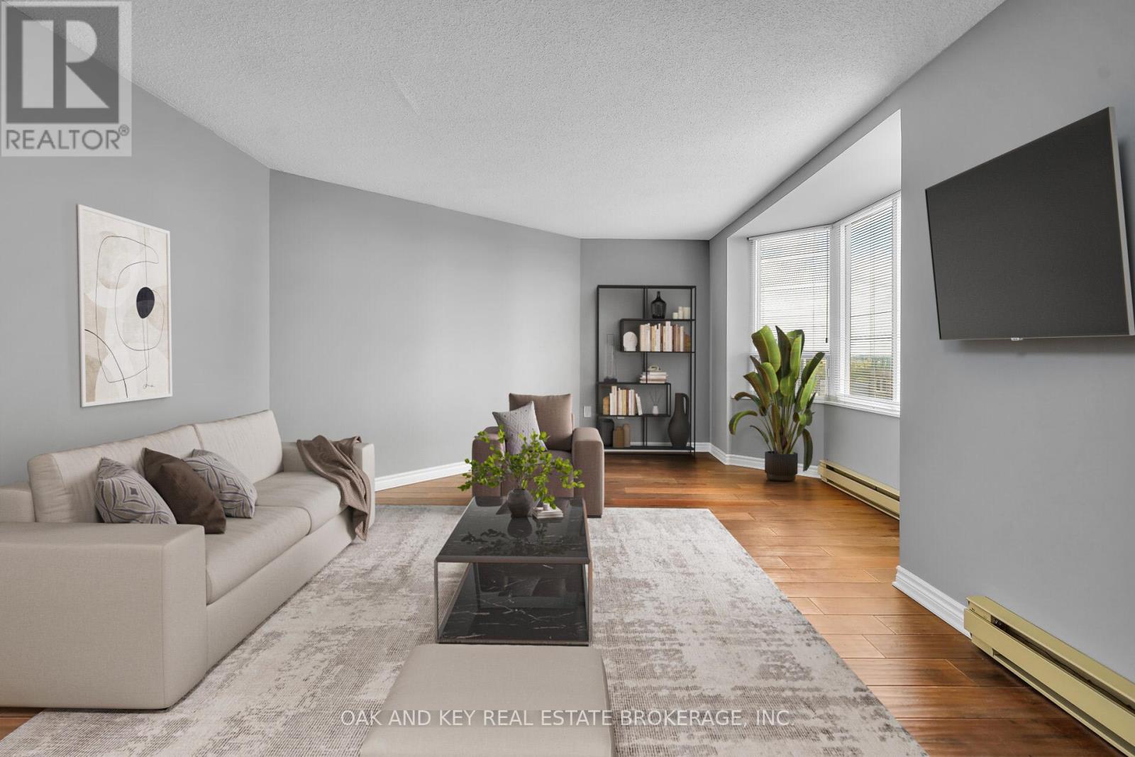 1404 - 500 Talbot Street, London East (East F), ON - Indoor Photo Showing Living Room
