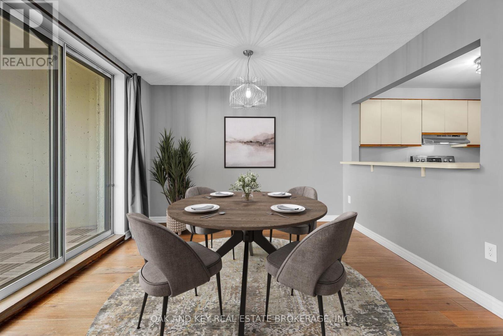 1404 - 500 Talbot Street, London East (East F), ON - Indoor Photo Showing Dining Room