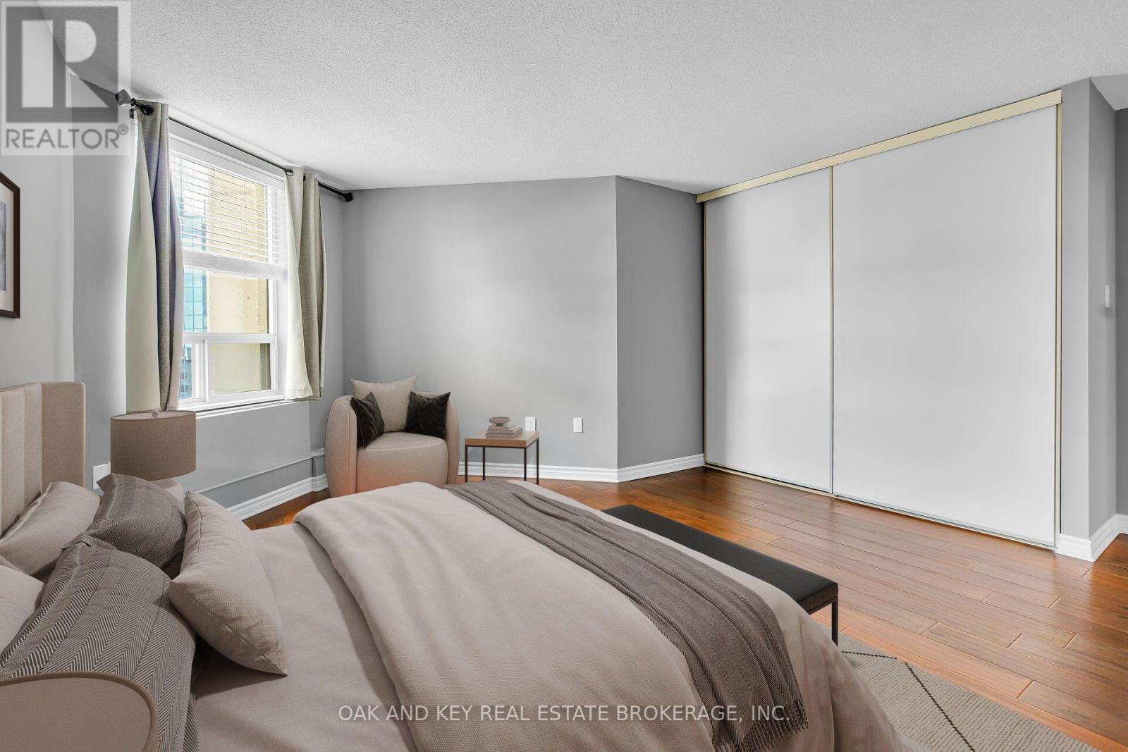 1404 - 500 Talbot Street, London East (East F), ON - Indoor Photo Showing Bedroom