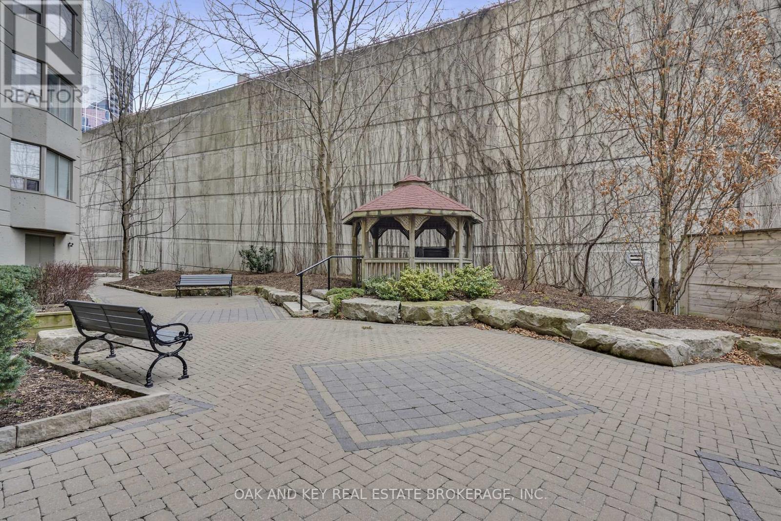 1404 - 500 Talbot Street, London East (East F), ON - Outdoor