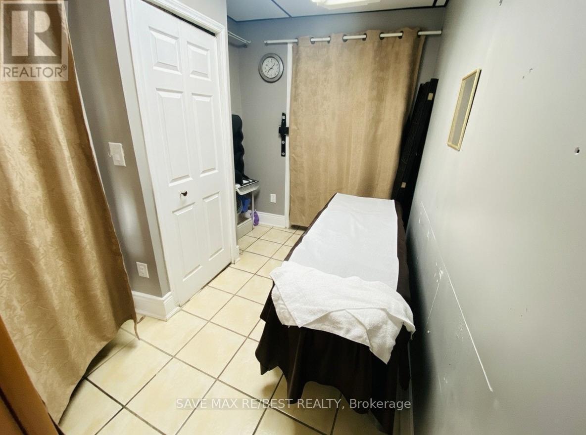 C - 210 Samuelson Street, Cambridge, ON