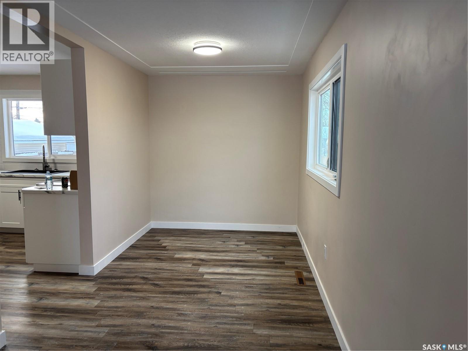 353 25Th Street W, Prince Albert, SK - Indoor Photo Showing Other Room