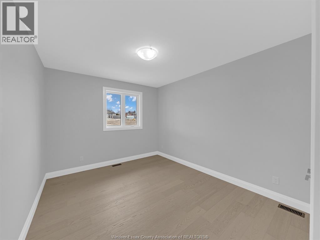 1944 Sannita, Ruthven, ON - Indoor Photo Showing Other Room