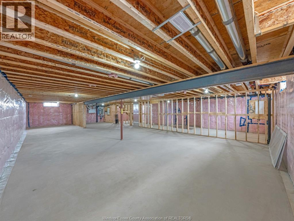 1944 Sannita, Ruthven, ON - Indoor Photo Showing Basement