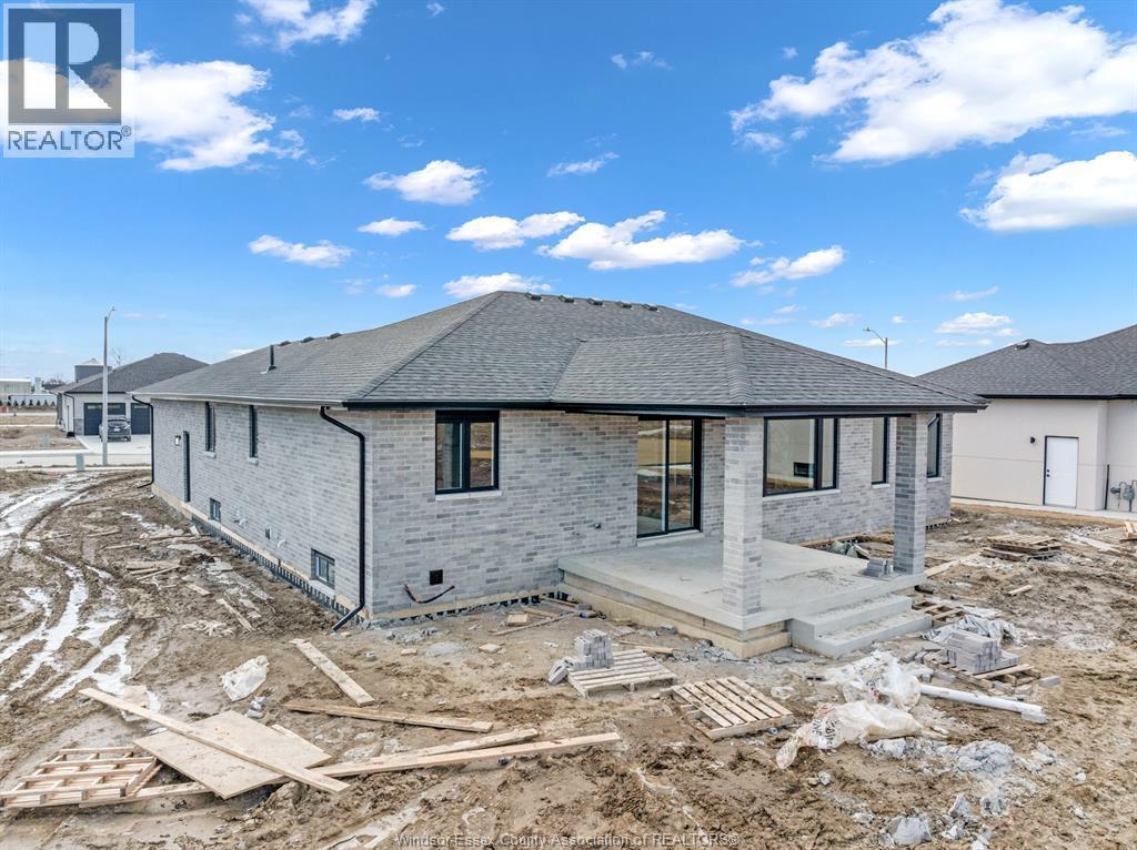 1944 Sannita, Ruthven, ON - Outdoor