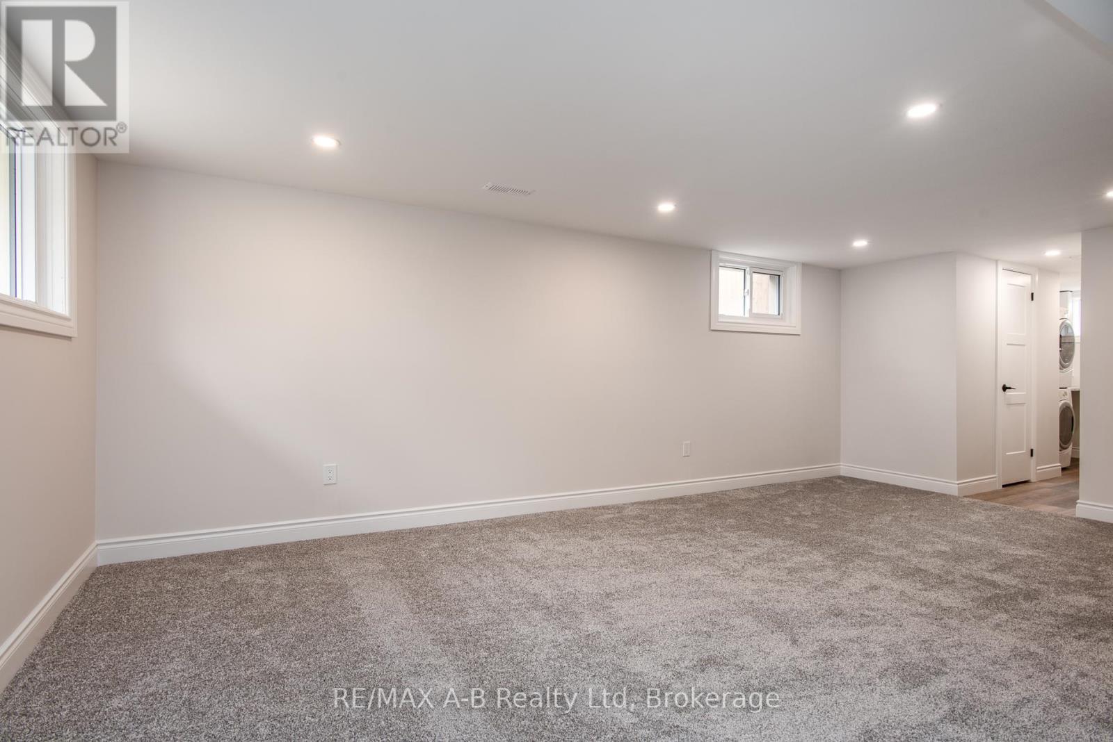 149 Norfolk Street, Stratford, ON - Indoor Photo Showing Other Room