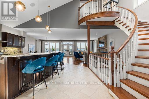 34 Hills Road, Kawartha Lakes (Bobcaygeon), ON - Indoor Photo Showing Other Room