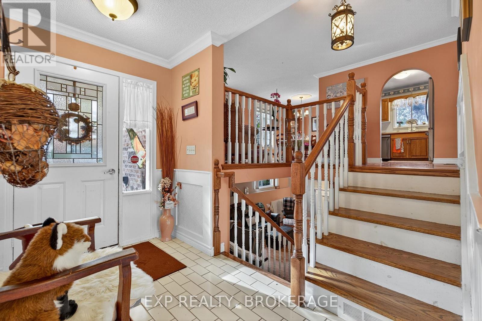 63 Southwood Crescent, Greater Napanee (Greater Napanee), ON - Indoor Photo Showing Other Room