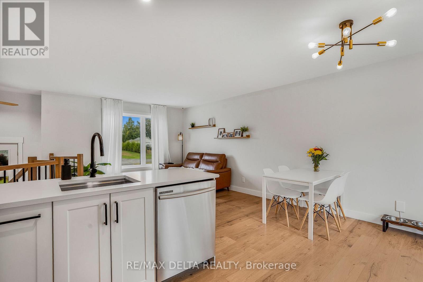 546 Devista Boulevard, Alfred And Plantagenet, ON - Indoor