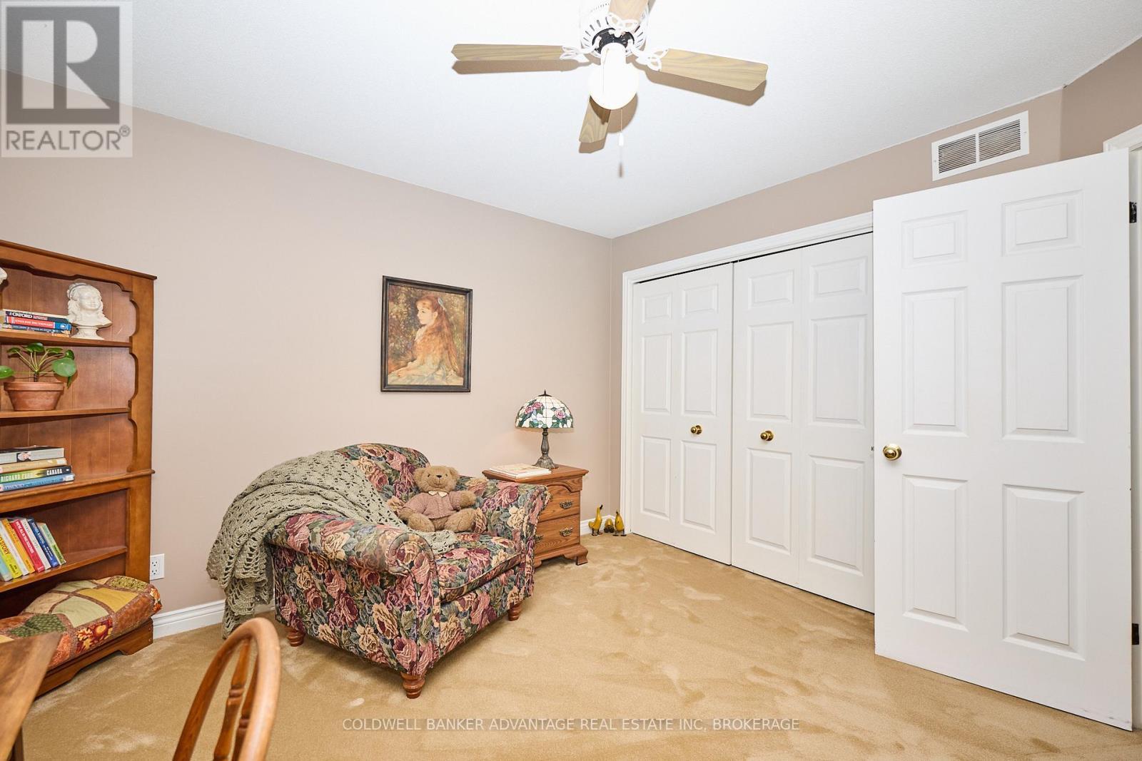 28 Dixon Crescent, Welland (N. Welland), ON - Indoor