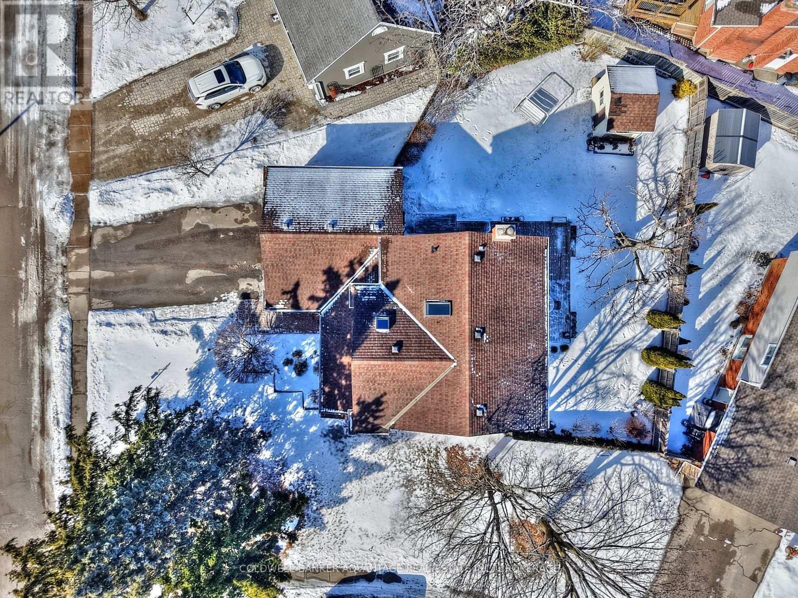 28 Dixon Crescent, Welland (N. Welland), ON - Outdoor