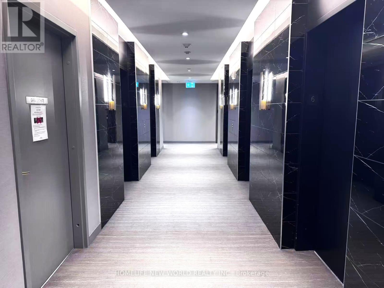 608 - 950 Portage Parkway, Vaughan, ON - Indoor Photo Showing Other Room