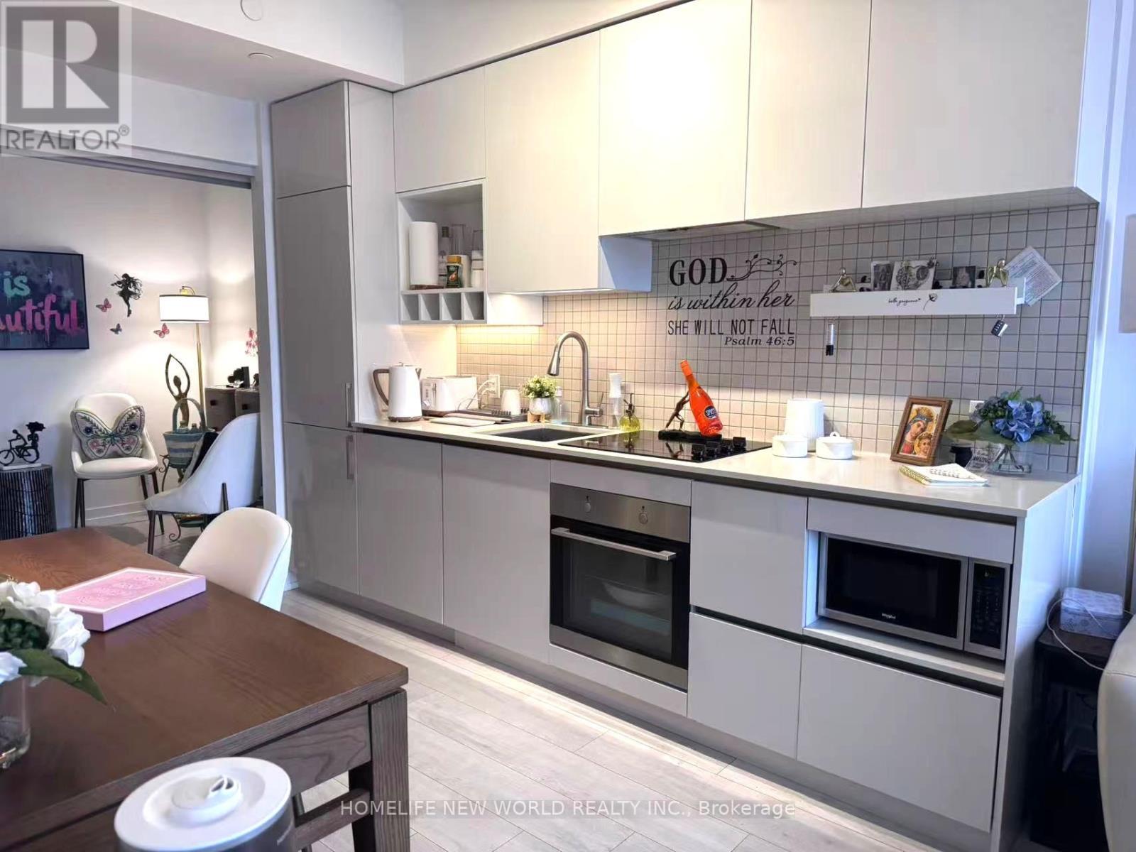 608 - 950 Portage Parkway, Vaughan, ON - Indoor Photo Showing Kitchen With Double Sink