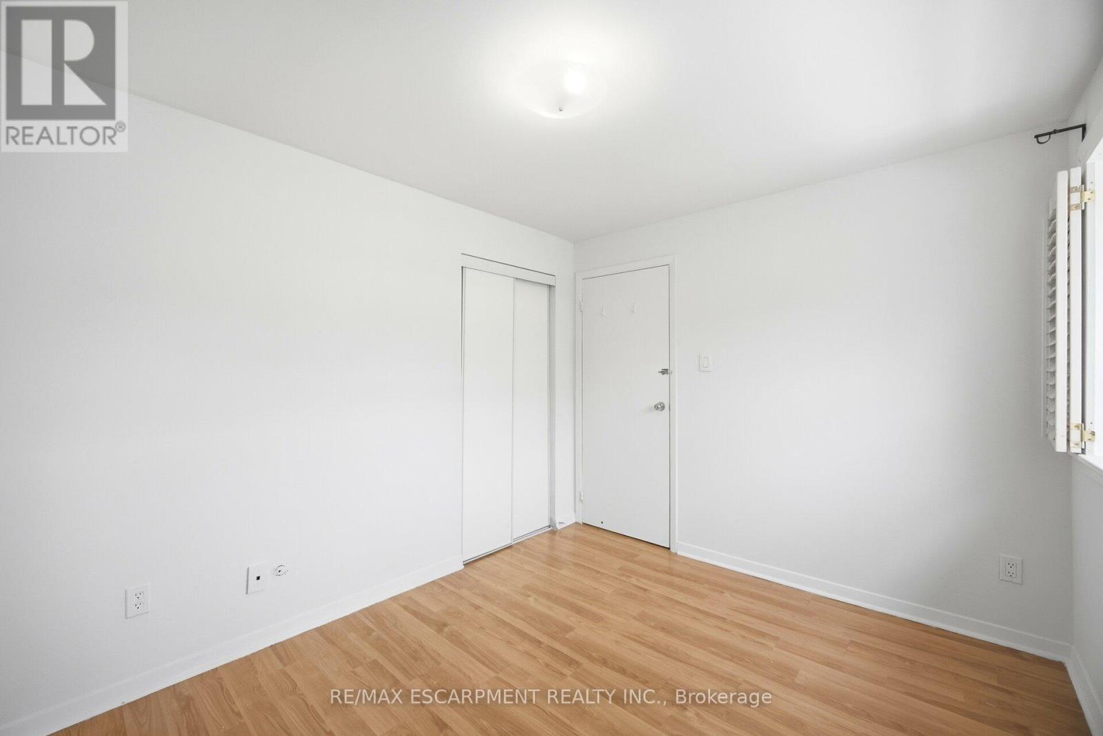 24 - 25 Gosford Boulevard, Toronto, ON - Indoor Photo Showing Other Room