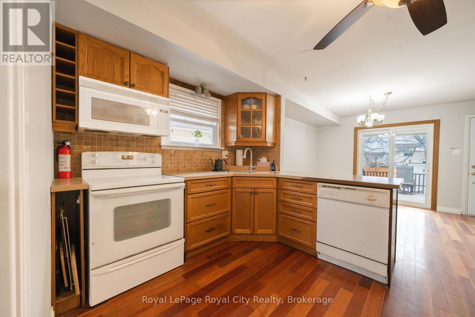 43 Patience Crescent, London South (South X), ON - Indoor Photo Showing Kitchen