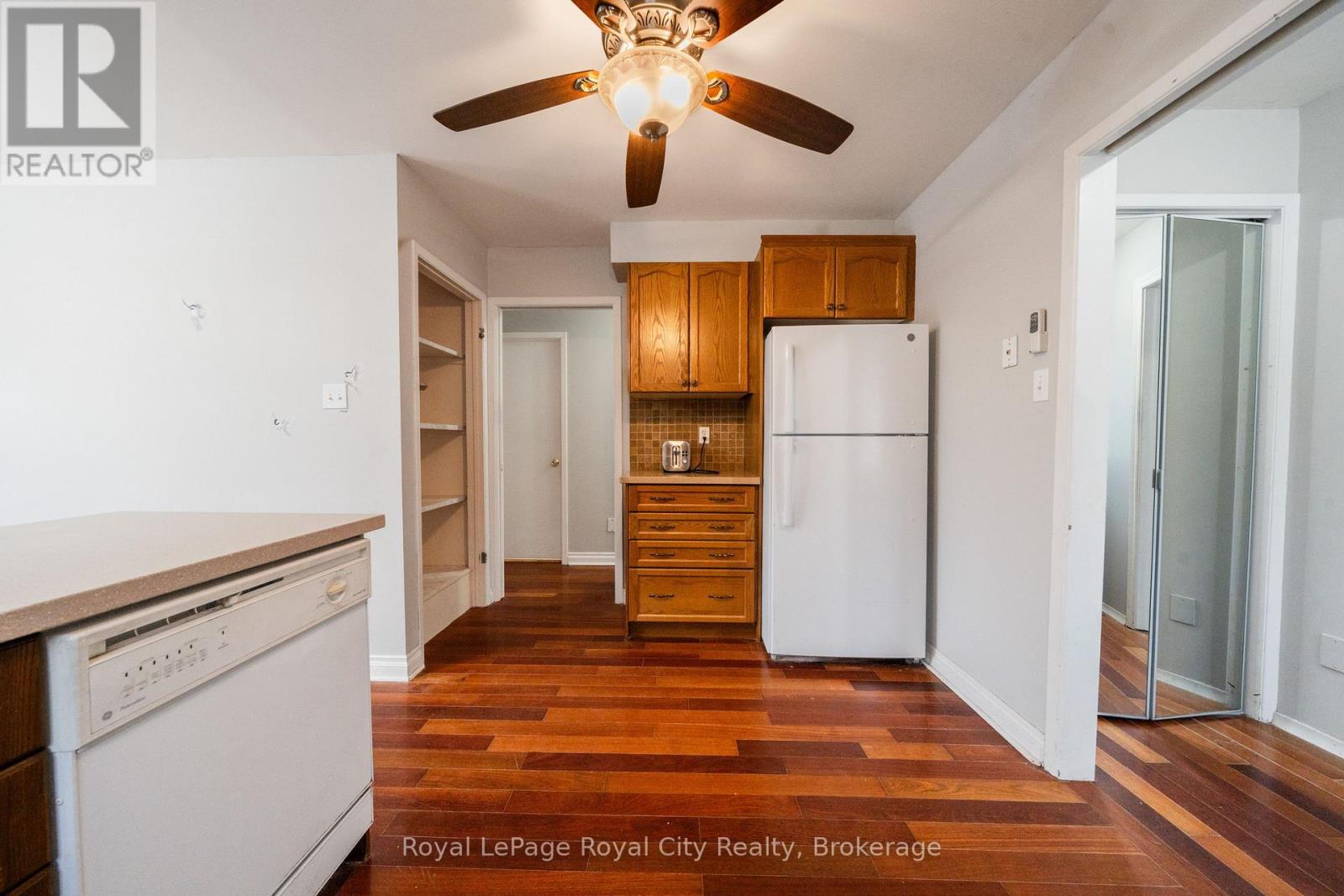 43 Patience Crescent, London South (South X), ON - Indoor Photo Showing Kitchen