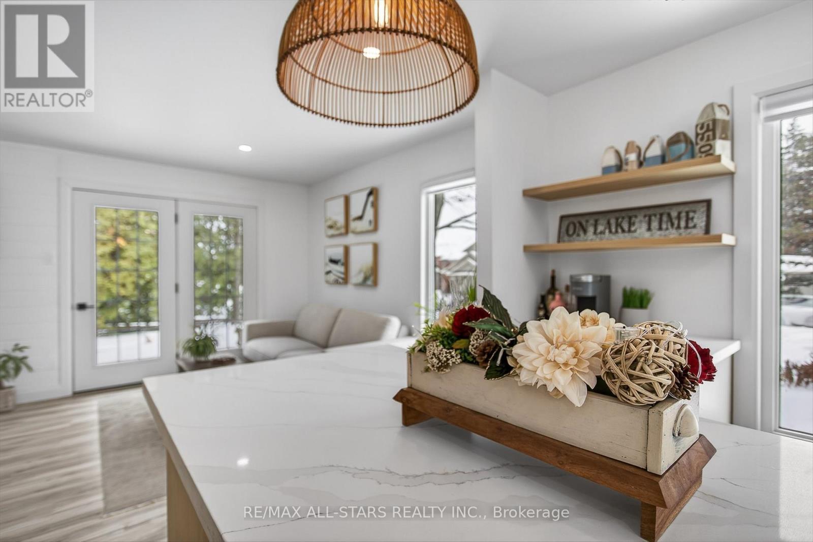 194 Snug Harbour Road, Kawartha Lakes (Fenelon), ON - Indoor Photo Showing Bedroom
