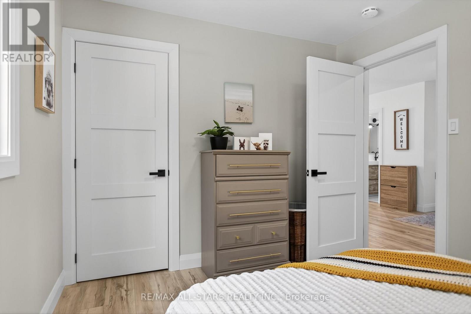 194 Snug Harbour Road, Kawartha Lakes (Fenelon), ON - Indoor Photo Showing Bedroom