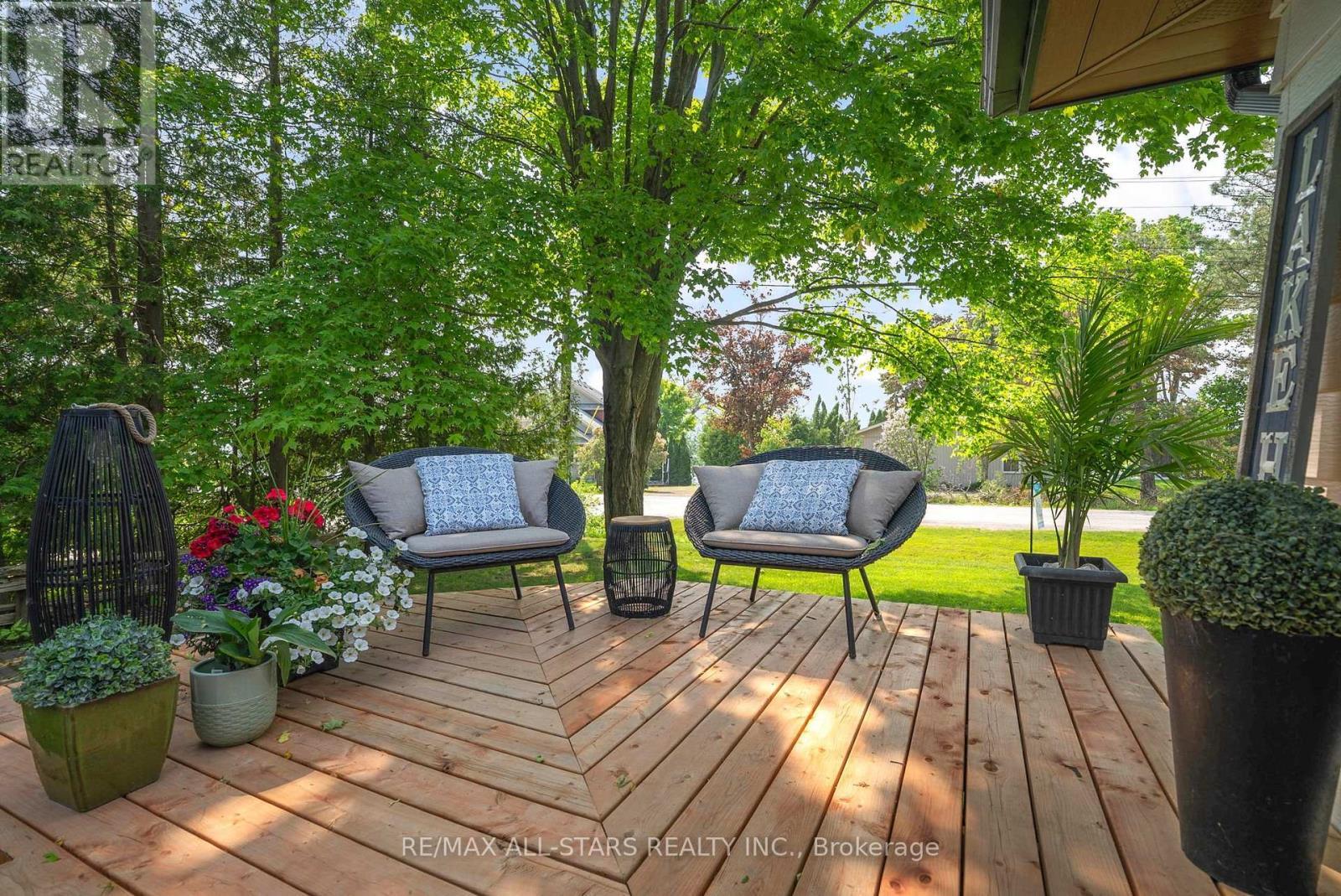 194 Snug Harbour Road, Kawartha Lakes (Fenelon), ON - Outdoor With Deck Patio Veranda