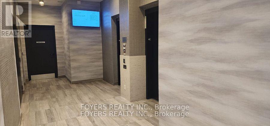 Lobby Elevators - 314 - 1630 Queen Street E, Toronto, ON -