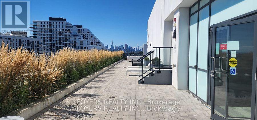 Roof Top View - 314 - 1630 Queen Street E, Toronto, ON - Outdoor