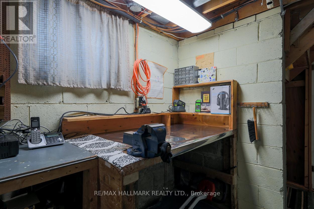 Workshop - 12 Trinnell Boulevard, Toronto, ON - Indoor