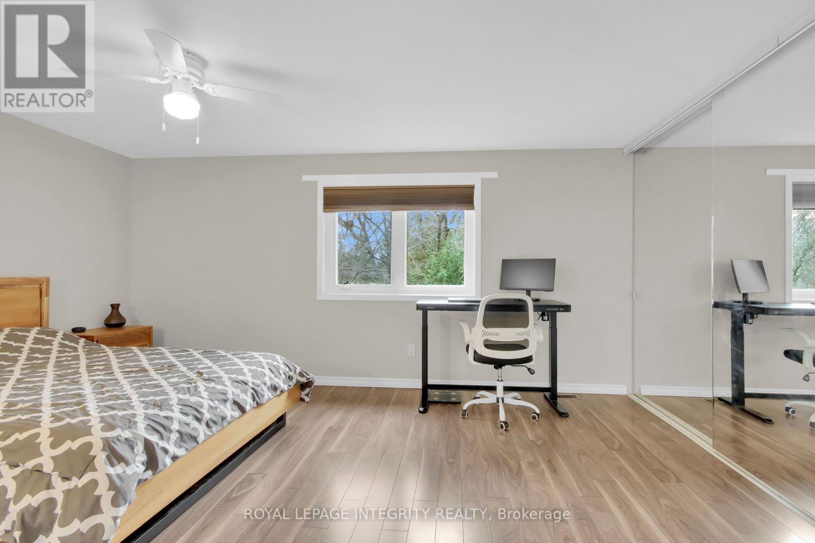 36 Greenboro Crescent, Ottawa, ON - Indoor Photo Showing Bedroom