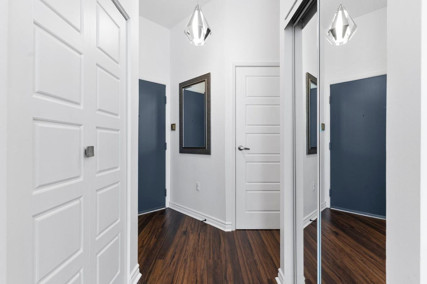 Corridor - 211-4400 Boul. Champlain, Montréal (Verdun/Île-Des-Soeurs), QC - Indoor Photo Showing Other Room