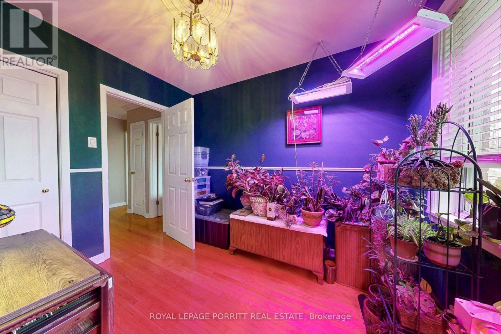 1435 Strathy Avenue, Mississauga, ON - Indoor Photo Showing Other Room