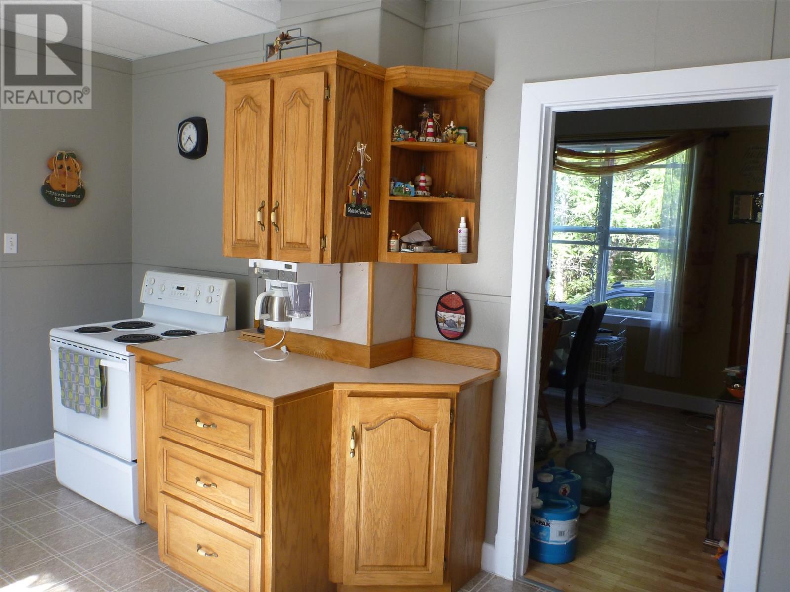 15 Loop Road, Terra Nova, NL - Indoor Photo Showing Kitchen