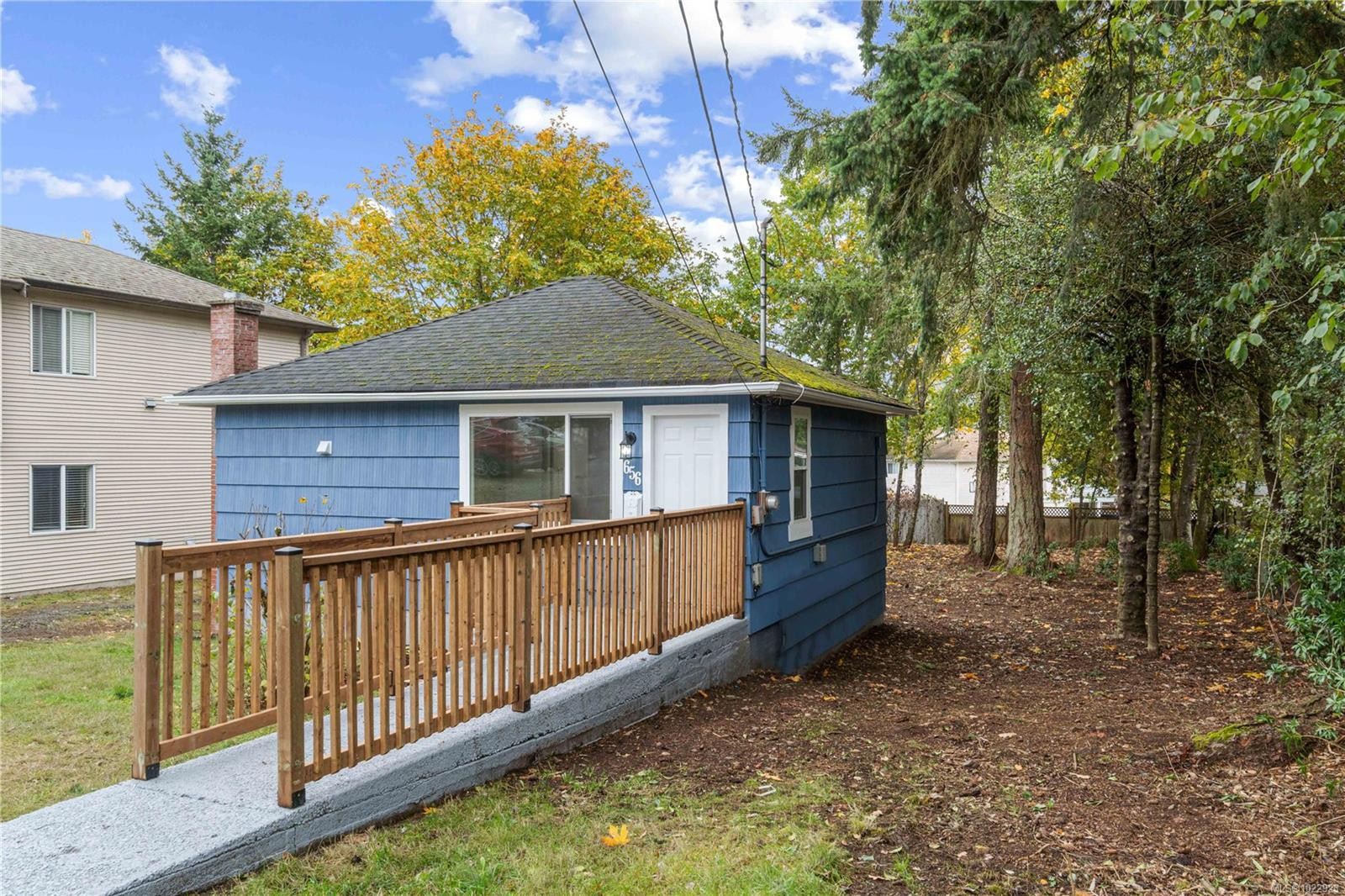 656 Lambert Ave, Nanaimo, BC