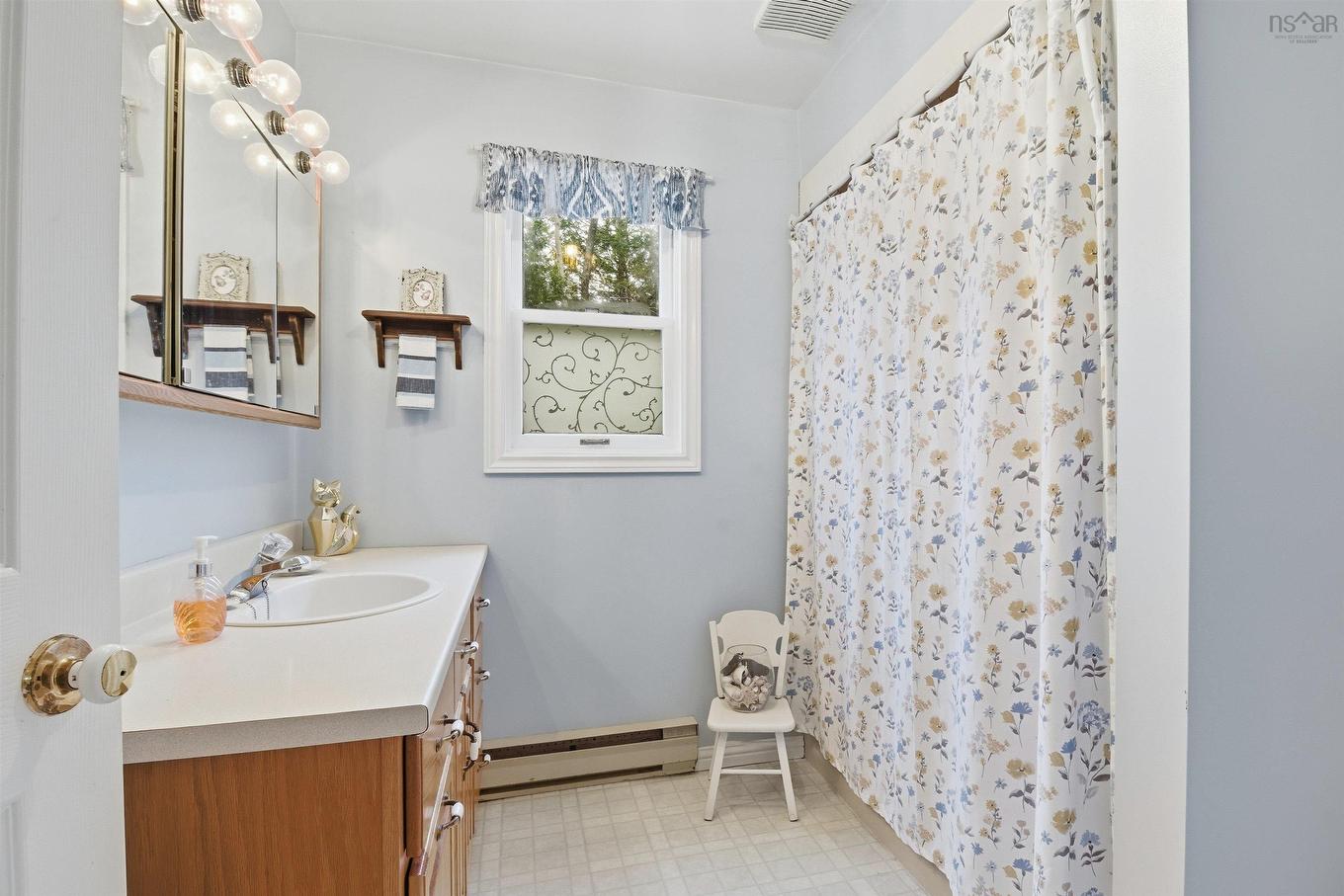 44 Lakewood Drive Extension, Brooklyn, NS