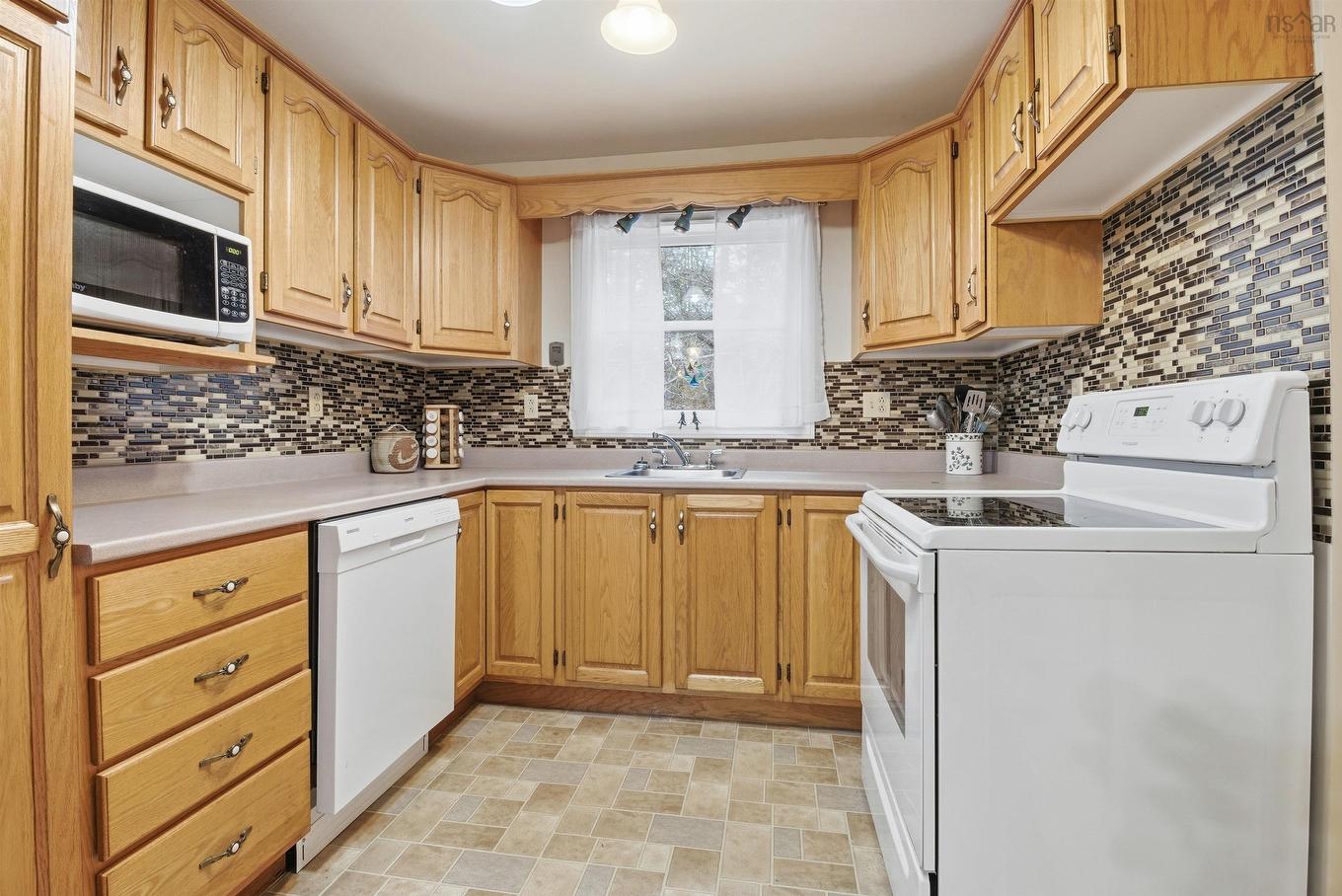 44 Lakewood Drive Extension, Brooklyn, NS