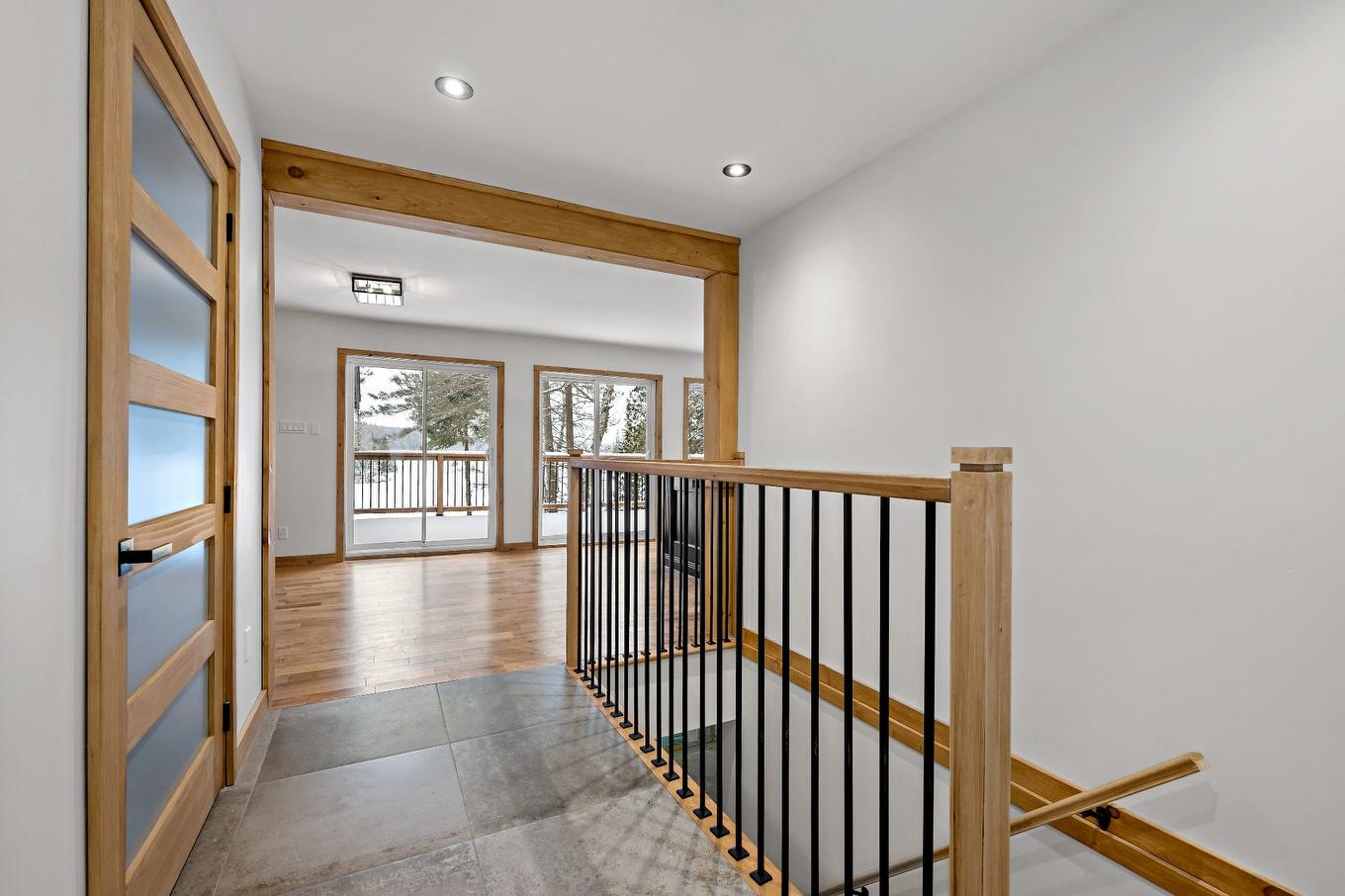 Overall view - 716 Ch. Du Lac-Chaud, La Macaza, QC - Indoor Photo Showing Other Room