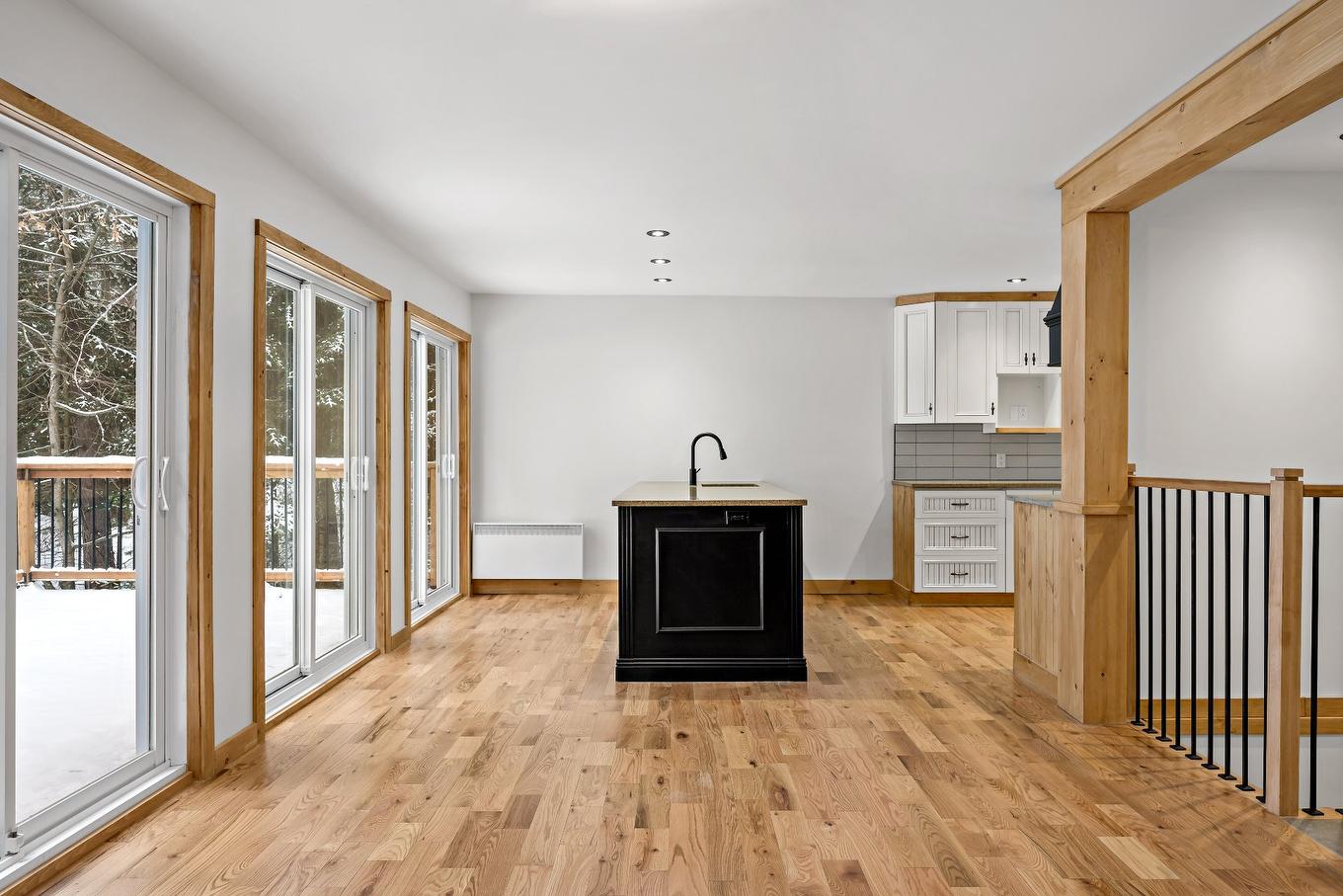 Overall view - 716 Ch. Du Lac-Chaud, La Macaza, QC - Indoor Photo Showing Other Room