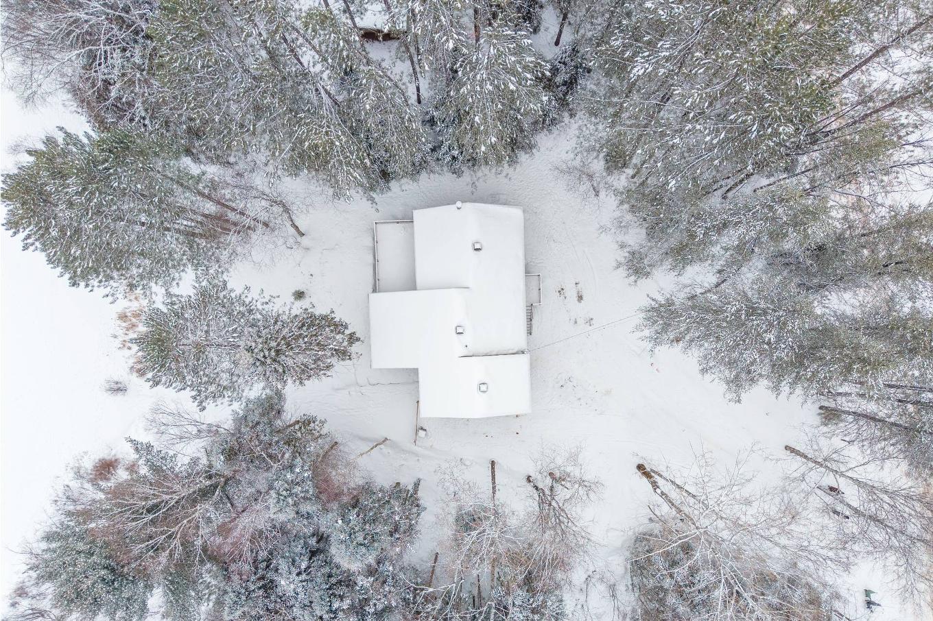 Aerial photo - 716 Ch. Du Lac-Chaud, La Macaza, QC - Outdoor