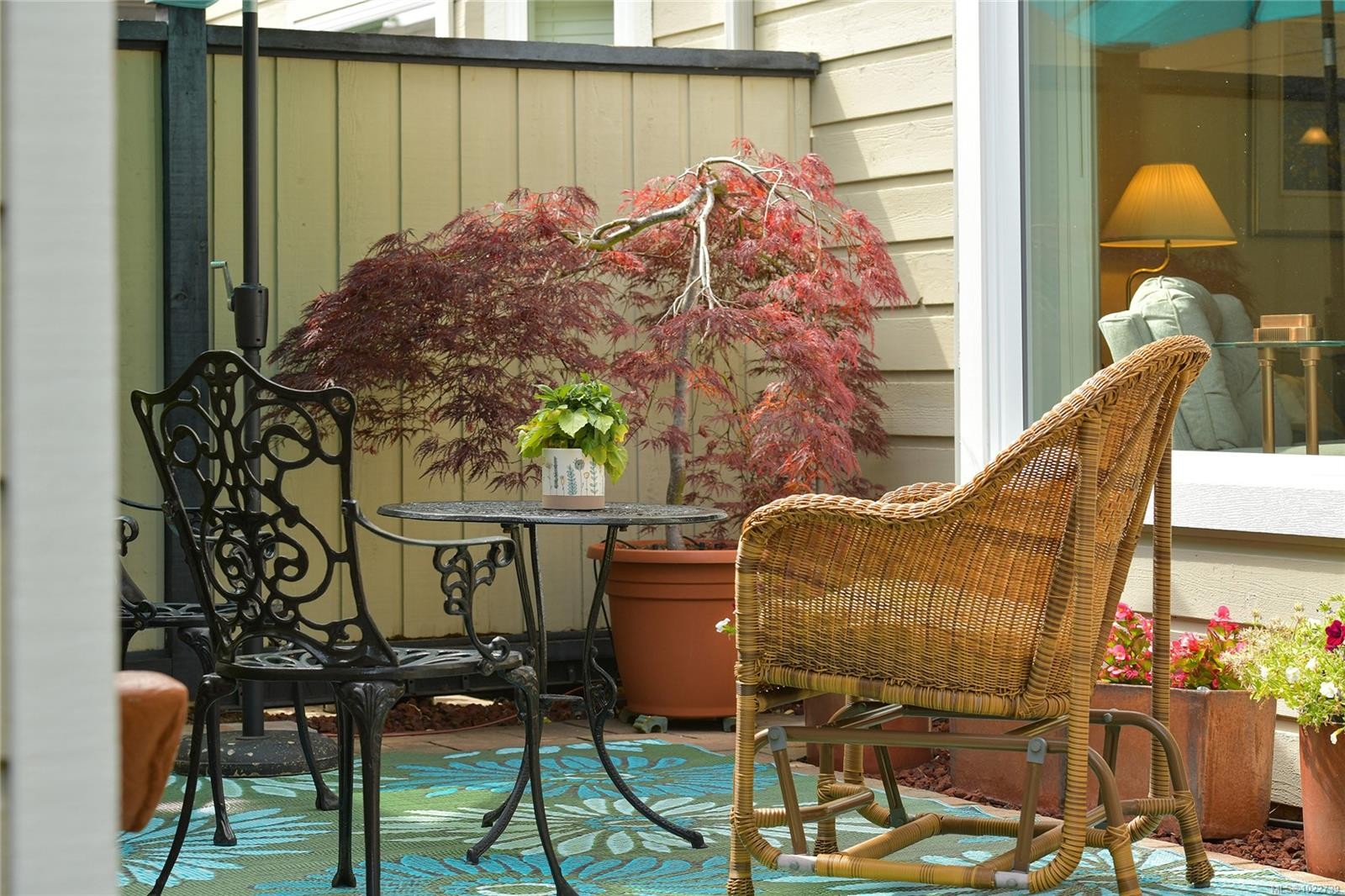 913-2829 Arbutus Rd, Saanich, BC