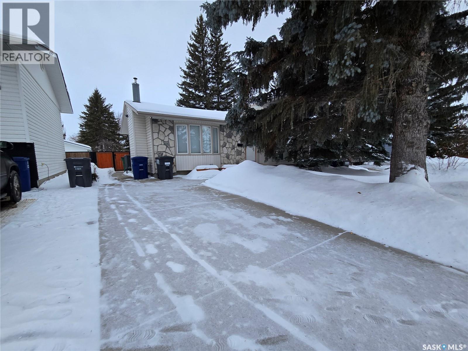 433 Guelph Crescent, Saskatoon, SK - Outdoor