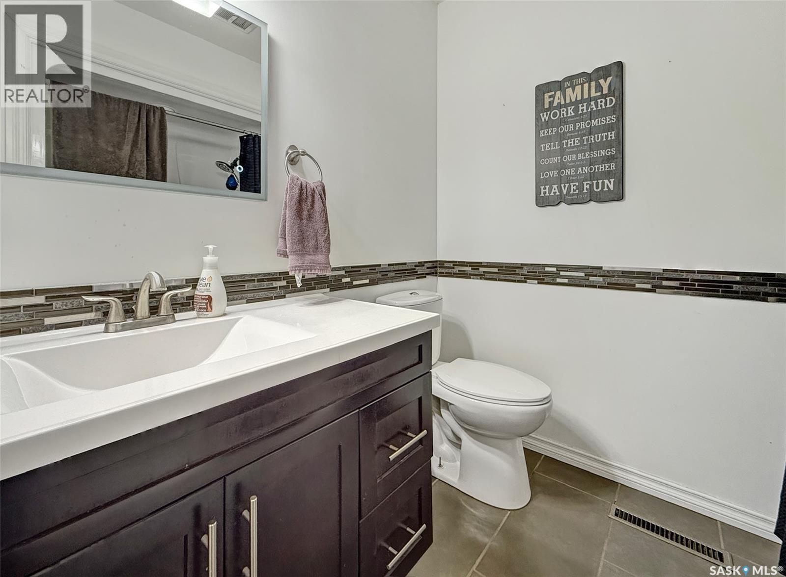1311 Jubilee Drive, Swift Current, SK - Indoor Photo Showing Bathroom