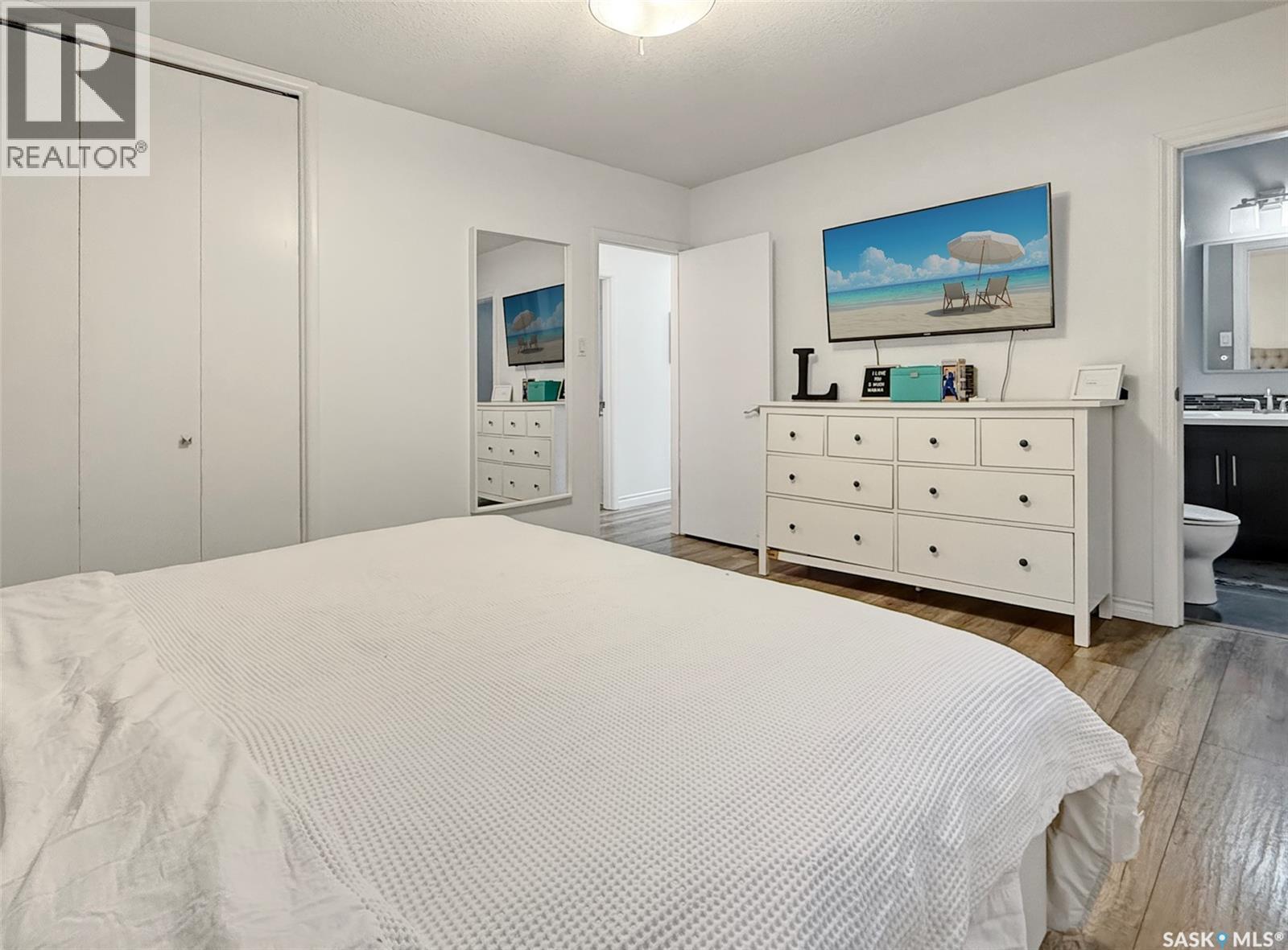 1311 Jubilee Drive, Swift Current, SK - Indoor Photo Showing Bedroom