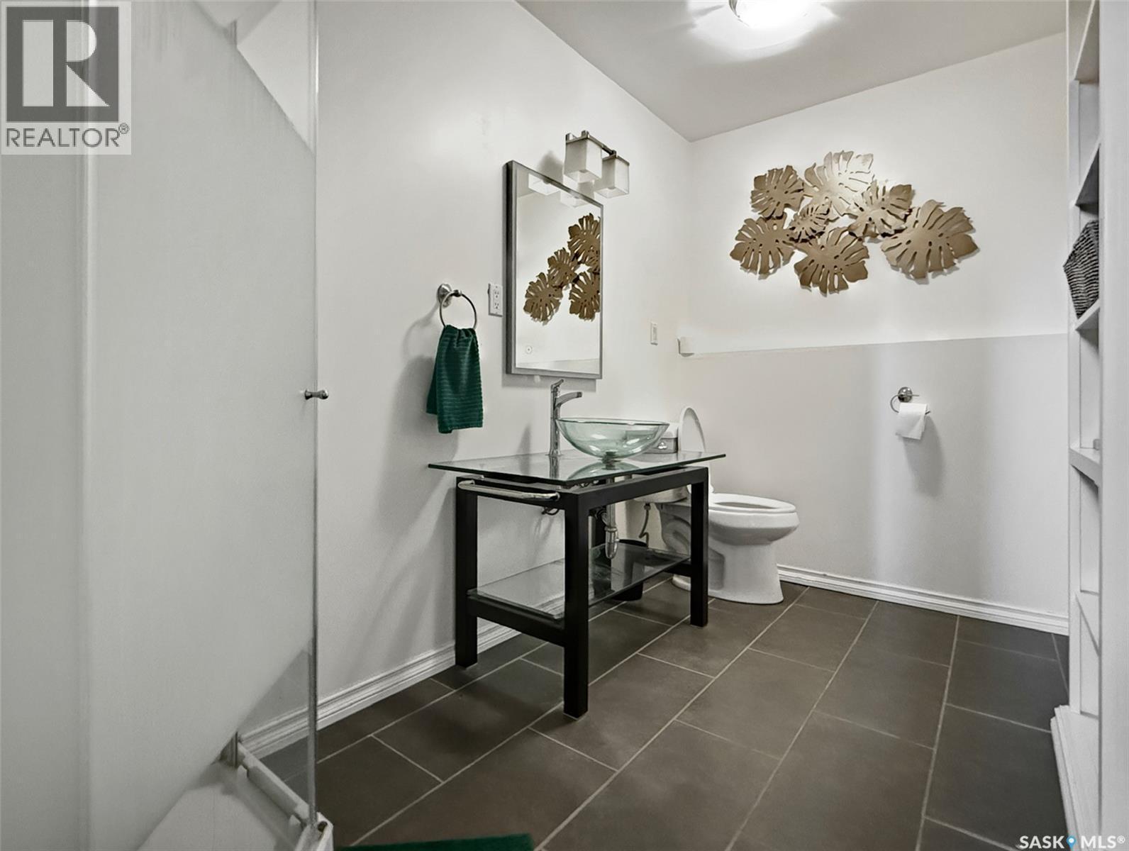 1311 Jubilee Drive, Swift Current, SK - Indoor Photo Showing Bathroom