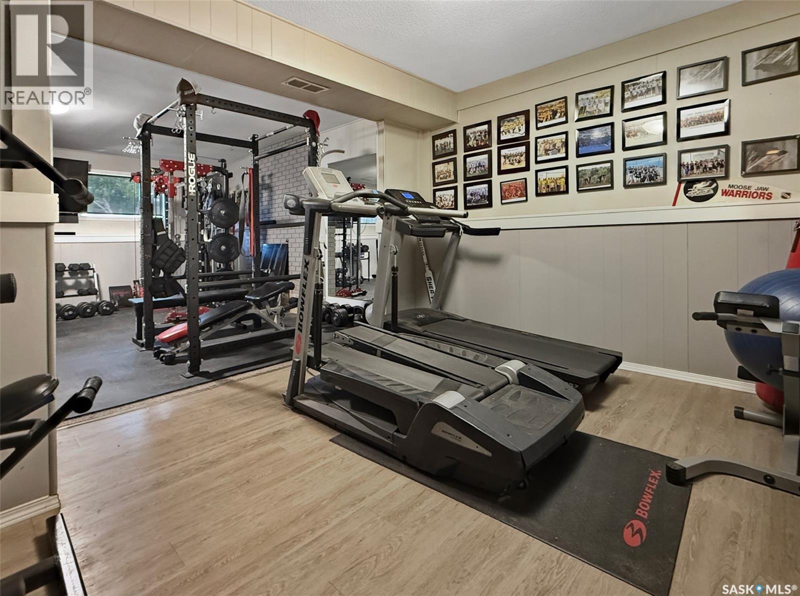 1311 Jubilee Drive, Swift Current, SK - Indoor Photo Showing Gym Room