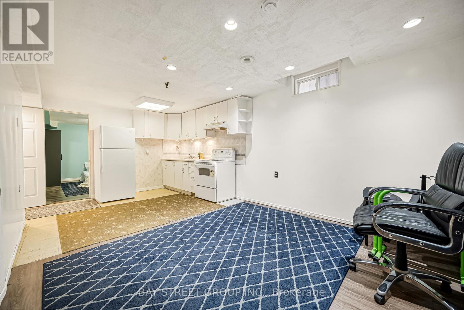 53 Brando Avenue, Markham, ON - Indoor Photo Showing Kitchen
